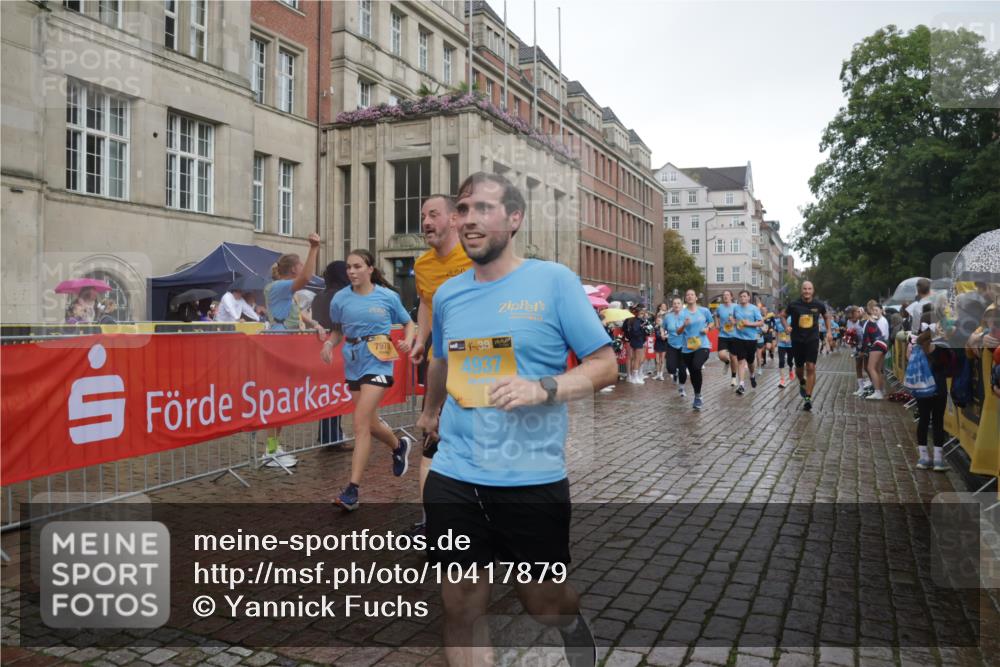 13.09.2026 - Kiel Lauf Yannick Fuchs http://msf.ph/oto/10417879 13.09.2026 10:49:59 Ziel 136, 253, 1057, 1401, 1452, 2733, 2901, 3076, 4039, 4317, 4921, 5115, 5438, 5685, 6830, 6831, 7437, 8185, 8237, 8459, 8595, 9449, 10171, 10216, 10237, 10297, 10534, 10767, 11414, 11437, 11485, 11524, 11712, 12590, 12664, 12747, 959, 1388, 1770, 2133, 2167, 2245, 2668, 2705, 3008, 3164, 3259, 3294, 3311, 3459, 3508, 3528, 3979, 4049, 4937, 5054, 5179, 5350, 5370, 5651, 5741, 5849, 6024, 6034, 6157, 6292, 6321, 6339, 6827, 6877, 7011, 8644, 8977, 9037, 177 meine-sportfotos.de