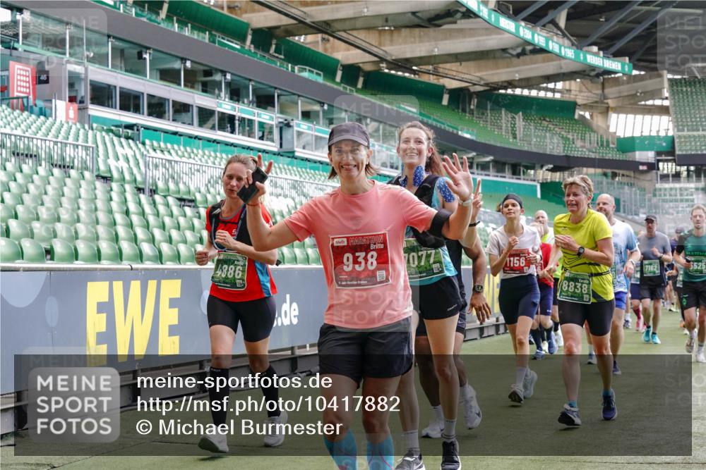 13.09.2026 - 21. swb-Marathon Bremen Michael Burmester http://msf.ph/oto/10417882 13.09.2026 13:20:21 Laufen im Stadion 333, 464, 512, 620, 704, 938, 1066, 1129, 1156, 1409, 1439, 1446, 1506, 1697, 1756, 1808, 1815, 1846, 1916, 2010, 2028, 2064, 2139, 2201, 2224, 2240, 2258, 2278, 2315, 2349, 2394, 2395, 2414, 2417, 2437, 2501, 2519, 2533, 2557, 2563, 2588, 2626, 2689, 2694, 2695, 2702, 2703, 2722, 2736, 2756, 2786, 2793, 2843, 2845, 2886, 2983, 3004, 3010, 3017, 3018, 3031, 3035, 3036, 3037, 3046, 3059, 3070, 3072, 3074, 3102, 3116, 3139, 3189, 3198, 3243, 3263, 3264, 3310, 3315 meine-sportfotos.de