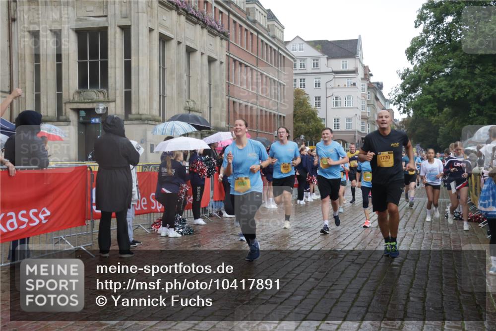 13.09.2026 - Kiel Lauf Yannick Fuchs http://msf.ph/oto/10417891 13.09.2026 10:50:00 Ziel 136, 253, 1057, 1401, 1452, 2733, 2901, 3076, 4039, 4317, 4921, 5115, 5438, 5685, 6830, 6831, 7437, 8185, 8237, 8459, 8595, 10171, 10216, 10237, 10297, 10534, 10767, 11414, 11437, 11485, 11712, 11776, 12590, 12664, 12747, 959, 1388, 1770, 2133, 2167, 2245, 2668, 2705, 3008, 3164, 3259, 3294, 3311, 3459, 3508, 3528, 3979, 4049, 5054, 5179, 5350, 5370, 5651, 5741, 5849, 6024, 6034, 6157, 6292, 6321, 6339, 6827, 6831, 6877, 7011, 8644, 8977, 9037, 177 meine-sportfotos.de
