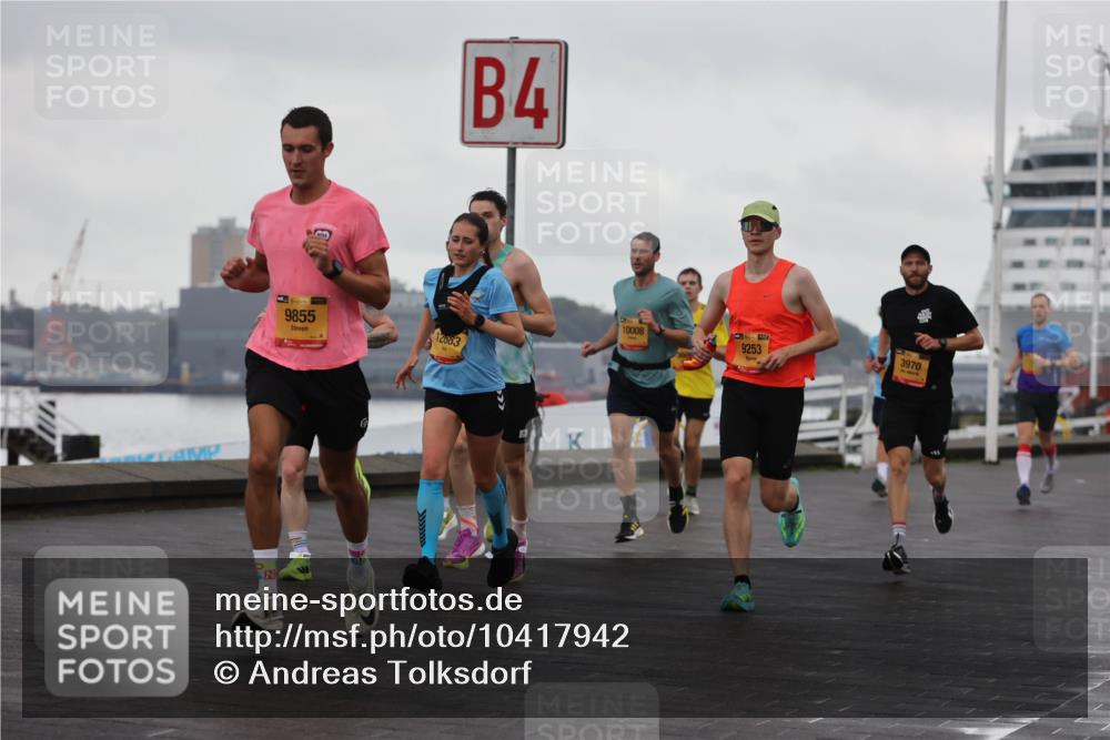 13.09.2026 - Kiel Lauf Andreas Tolksdorf http://msf.ph/oto/10417942 13.09.2026 10:56:49 Kiellinie 1, 38, 9855, 12683, 4, 10008, 9253, 3970 meine-sportfotos.de