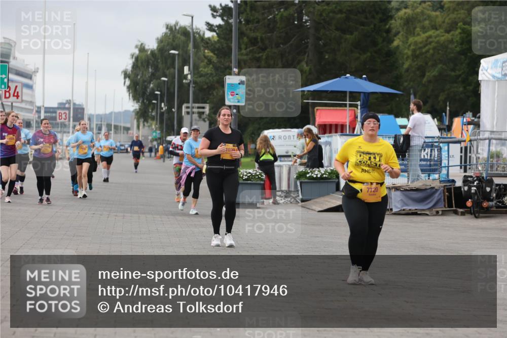 13.09.2026 - Kiel Lauf Andreas Tolksdorf http://msf.ph/oto/10417946 13.09.2026 10:08:18 Kiellinie 4, 3, 2370, 1039, 7720 meine-sportfotos.de