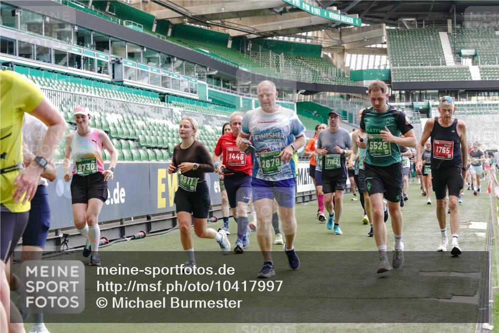 13.09.2026 - 21. swb-Marathon Bremen Michael Burmester http://msf.ph/oto/10417997 13.09.2026 13:20:24 Laufen im Stadion 333, 464, 512, 620, 704, 938, 1066, 1129, 1156, 1409, 1439, 1446, 1506, 1676, 1697, 1756, 1808, 1815, 1846, 1916, 2010, 2028, 2064, 2139, 2201, 2240, 2258, 2278, 2315, 2349, 2394, 2395, 2414, 2417, 2437, 2501, 2519, 2533, 2557, 2563, 2588, 2626, 2689, 2694, 2695, 2702, 2703, 2722, 2736, 2756, 2786, 2793, 2843, 2845, 2886, 2983, 3004, 3010, 3017, 3018, 3031, 3035, 3036, 3037, 3046, 3059, 3070, 3072, 3074, 3102, 3116, 3139, 3189, 3198, 3243, 3263, 3264, 3310, 3315 meine-sportfotos.de