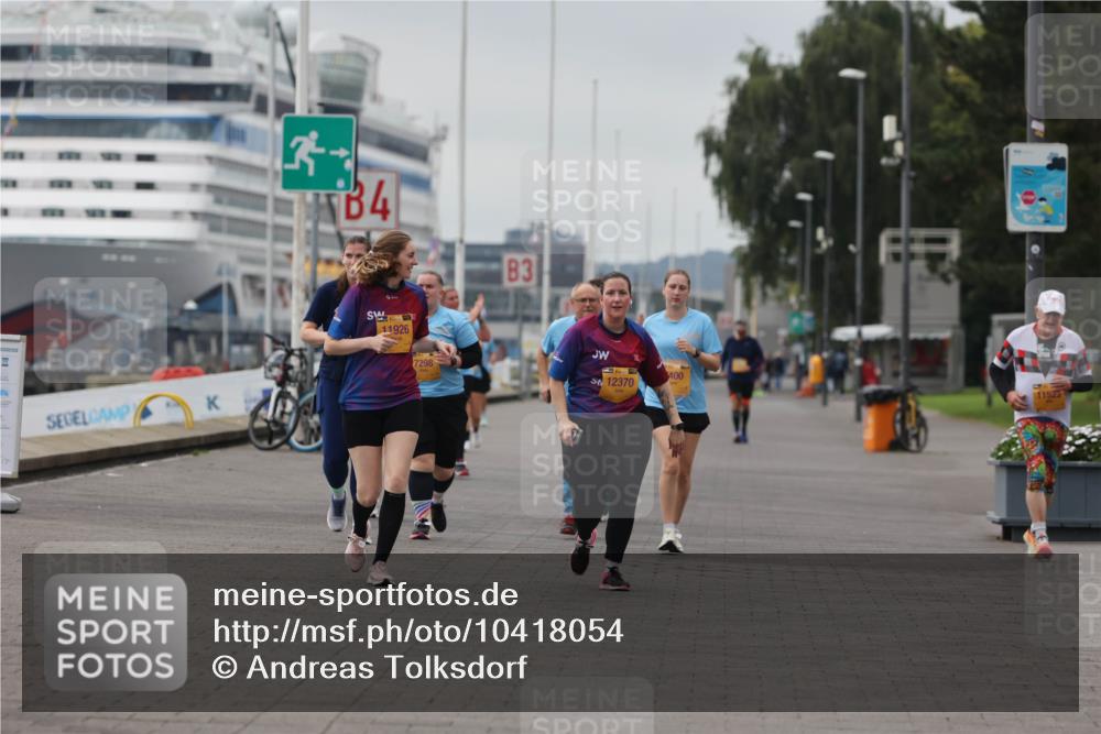 13.09.2026 - Kiel Lauf Andreas Tolksdorf http://msf.ph/oto/10418054 13.09.2026 10:08:22 Kiellinie 4, 3, 11926, 7298, 12370, 400, 11523 meine-sportfotos.de