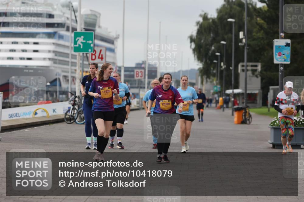 13.09.2026 - Kiel Lauf Andreas Tolksdorf http://msf.ph/oto/10418079 13.09.2026 10:08:22 Kiellinie 4, 3, 11926, 298, 39, 12370, 400 meine-sportfotos.de