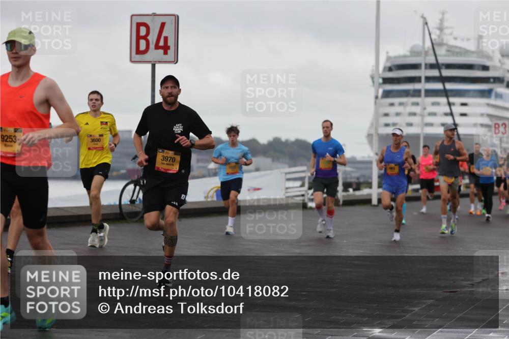 13.09.2026 - Kiel Lauf Andreas Tolksdorf http://msf.ph/oto/10418082 13.09.2026 10:56:51 Kiellinie 4, 3, 9253, 3600, 4, 38, 3970 meine-sportfotos.de
