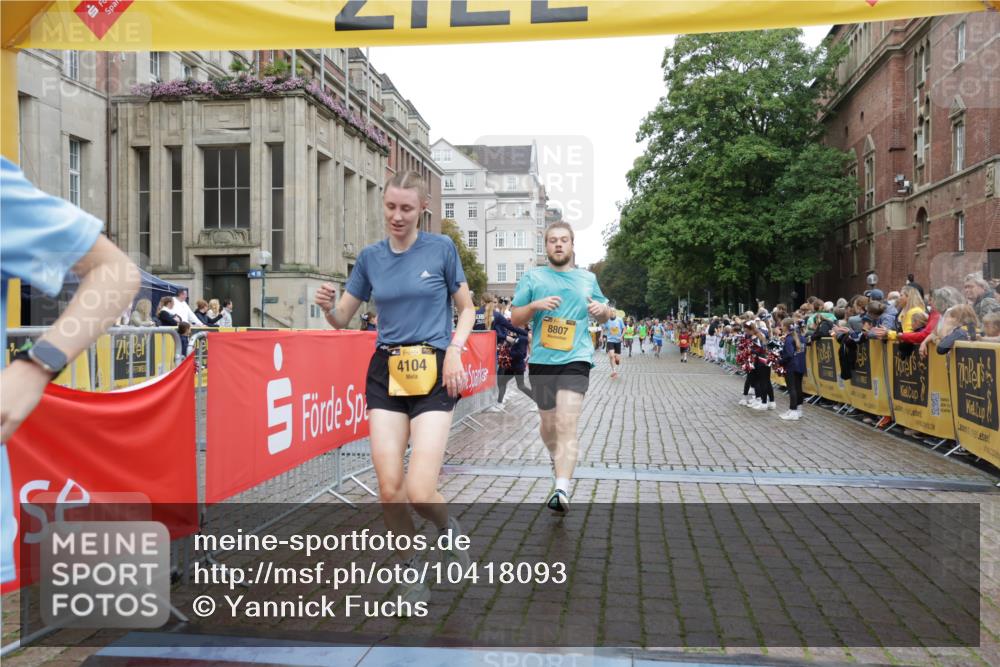 13.09.2026 - Kiel Lauf Yannick Fuchs http://msf.ph/oto/10418093 13.09.2026 09:39:30 Ziel 3522, 4104, 8591, 8807, 9351, 9444, 20, 682, 1702, 1927, 5272, 5398, 5869, 7216, 7431, 8943, 12496, 12682, 12833, 2510, 4090, 4605, 4862, 8620, 9367, 9782, 10303, 10769, 12172, 682, 4314, 8313, 8943, 9838, 10894 meine-sportfotos.de