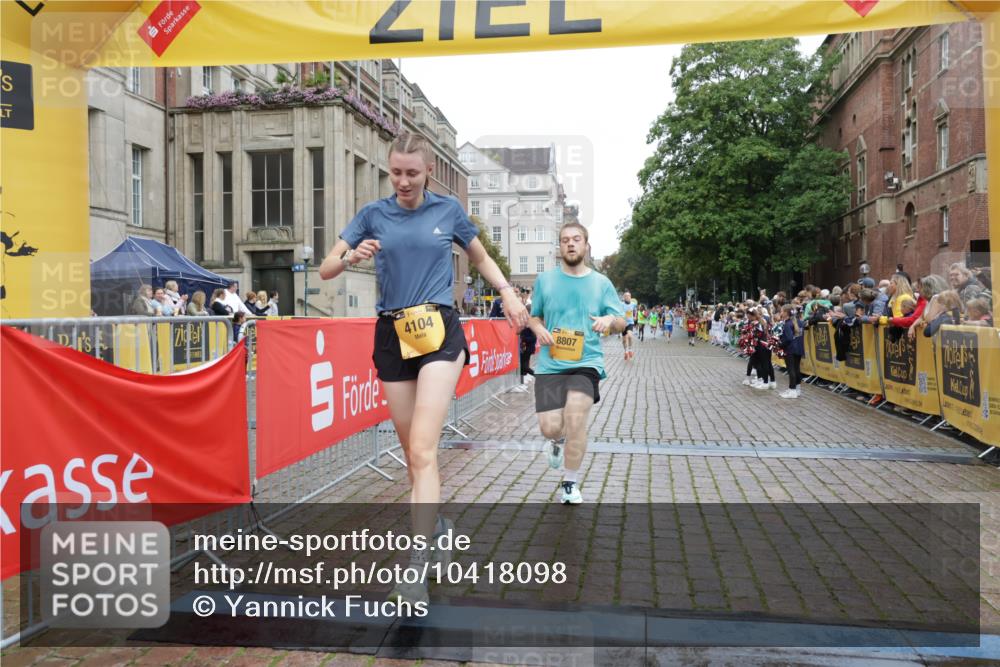 13.09.2026 - Kiel Lauf Yannick Fuchs http://msf.ph/oto/10418098 13.09.2026 09:39:30 Ziel 3522, 4104, 8591, 8807, 9351, 9444, 20, 682, 1702, 1927, 5272, 5398, 5869, 7216, 7431, 8943, 12496, 12682, 12833, 2510, 4090, 4605, 4862, 8620, 9367, 9782, 10303, 10769, 12172, 682, 4314, 8313, 8943, 9838, 10894 meine-sportfotos.de