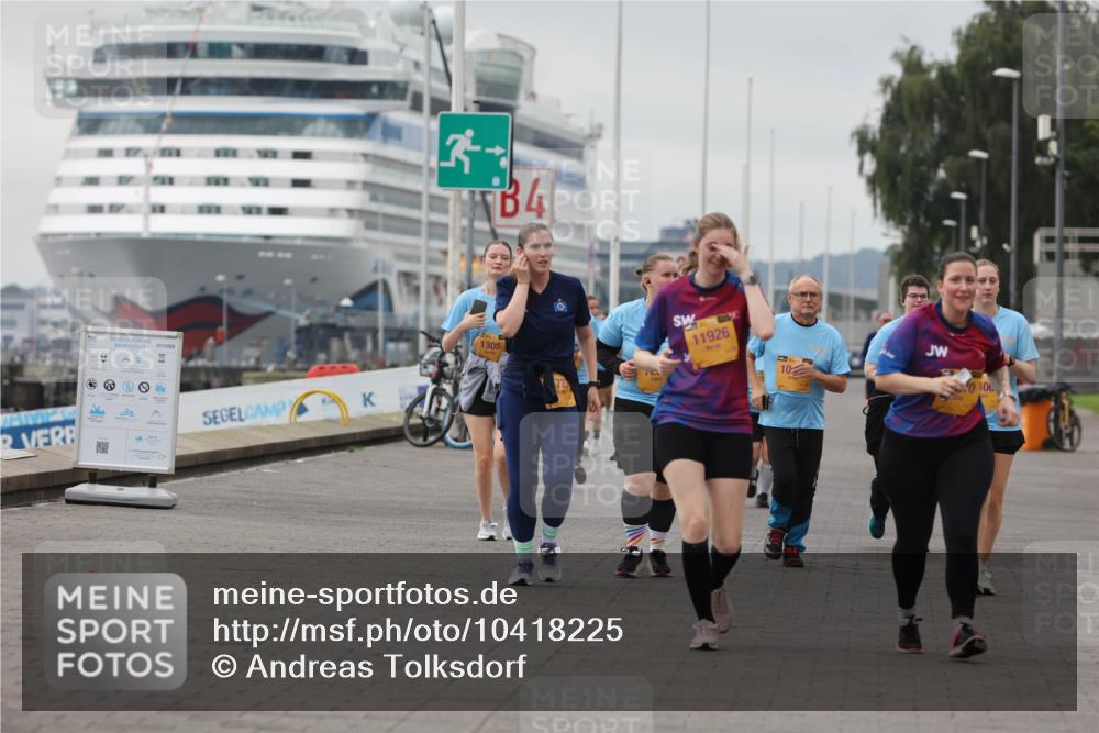 13.09.2026 - Kiel Lauf Andreas Tolksdorf http://msf.ph/oto/10418225 13.09.2026 10:08:25 Kiellinie 1305, 4, 11926, 10, 0100 meine-sportfotos.de