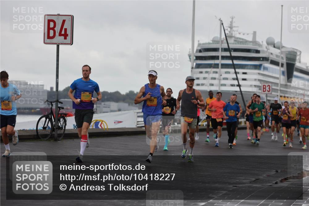 13.09.2026 - Kiel Lauf Andreas Tolksdorf http://msf.ph/oto/10418227 13.09.2026 10:56:53 Kiellinie 5522, 4, 663, 11267, 4930, 1100, 12121, 3 meine-sportfotos.de