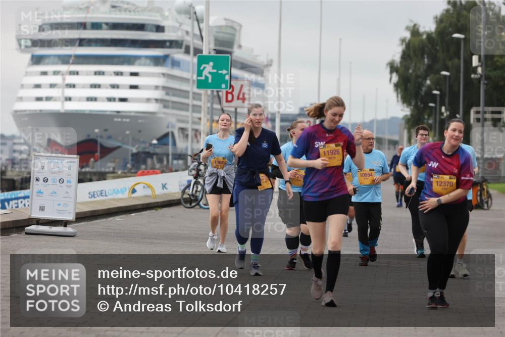 13.09.2026 - Kiel Lauf Andreas Tolksdorf http://msf.ph/oto/10418257 13.09.2026 10:08:25 Kiellinie 1305, 4, 29, 11926, 10554, 12370 meine-sportfotos.de