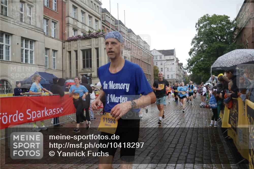 13.09.2026 - Kiel Lauf Yannick Fuchs http://msf.ph/oto/10418297 13.09.2026 10:50:24 Ziel 177, 213, 274, 576, 706, 807, 835, 1008, 1124, 1154, 1779, 1980, 3032, 3214, 3216, 3436, 3737, 3769, 3929, 4270, 4743, 4922, 5100, 5456, 6127, 6248, 6250, 7520, 7791, 8086, 8365, 8753, 8779, 8865, 8866, 8880, 9034, 9148, 9231, 9325, 9423, 9434, 10382, 11080, 11413, 11545, 11614, 12117, 12288, 124, 136, 253, 706, 707, 723, 1057, 1154, 1401, 1452, 2709, 2733, 2901, 3076, 3889, 4039, 4317, 4714, 4921, 5115, 5394, 5438, 5685, 5804, 6445, 6830, 6831, 8237 meine-sportfotos.de
