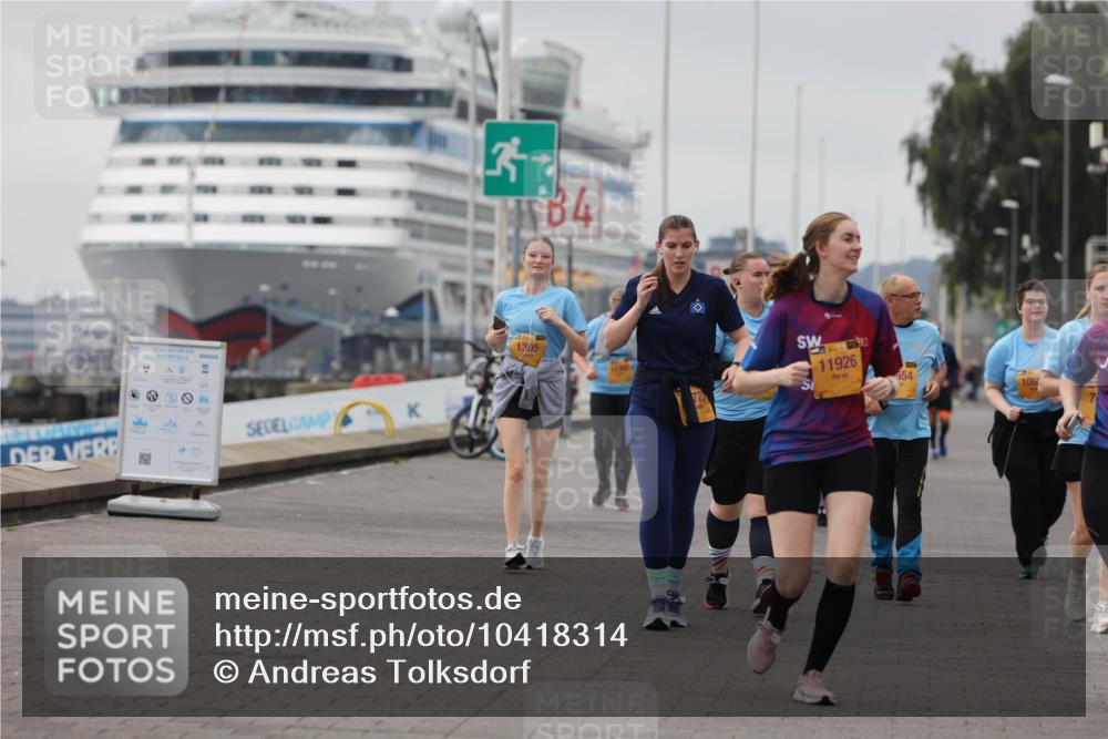13.09.2026 - Kiel Lauf Andreas Tolksdorf http://msf.ph/oto/10418314 13.09.2026 10:08:26 Kiellinie 1305, 4, 11926, 654, 109 meine-sportfotos.de
