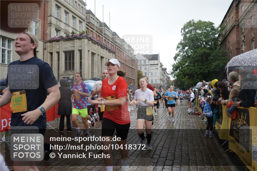 13.09.2026 - Kiel Lauf Yannick Fuchs http://msf.ph/oto/10418372 13.09.2026 10:50:30 Ziel 213, 274, 395, 576, 807, 835, 952, 1124, 1737, 1779, 1904, 1921, 1980, 2530, 3032, 3737, 3769, 3929, 4270, 4922, 5100, 5549, 5800, 6127, 6666, 6864, 7266, 7520, 8086, 8131, 8365, 8753, 8865, 8866, 9013, 9148, 9325, 9433, 9434, 10382, 10486, 11080, 12117, 12288, 12429, 12602, 124, 136, 177, 253, 706, 707, 723, 1008, 1057, 1154, 1401, 1452, 2709, 2733, 2901, 3076, 3214, 3216, 3436, 3889, 4270, 4317, 4714, 4743, 4921, 5115, 5394, 5438, 5456, 5685, 5804, 6248, 6250, 6445 meine-sportfotos.de