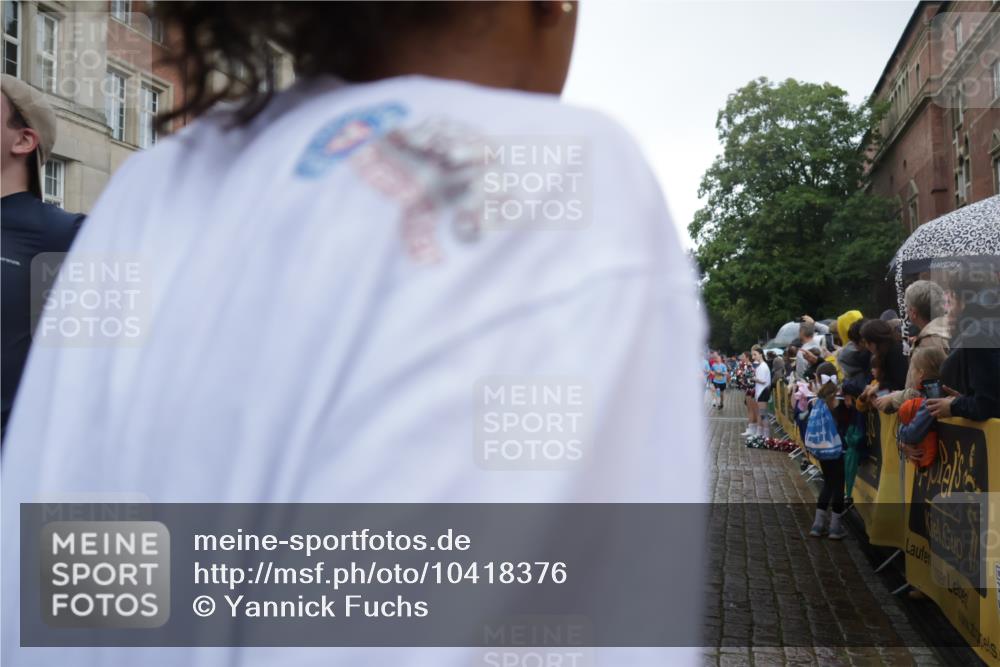13.09.2026 - Kiel Lauf Yannick Fuchs http://msf.ph/oto/10418376 13.09.2026 10:50:30 Ziel 213, 274, 395, 576, 807, 835, 952, 1124, 1737, 1779, 1904, 1921, 1980, 2530, 3032, 3737, 3769, 3929, 4270, 4922, 5100, 5549, 5800, 6127, 6666, 6864, 7266, 7520, 8086, 8131, 8365, 8753, 8865, 8866, 9013, 9148, 9325, 9433, 9434, 10382, 10486, 11080, 12117, 12288, 12429, 12602, 124, 136, 177, 253, 706, 707, 723, 1008, 1057, 1154, 1401, 1452, 2709, 2733, 2901, 3076, 3214, 3216, 3436, 3889, 4270, 4317, 4714, 4743, 4921, 5115, 5394, 5438, 5456, 5685, 5804, 6248, 6250, 6445 meine-sportfotos.de