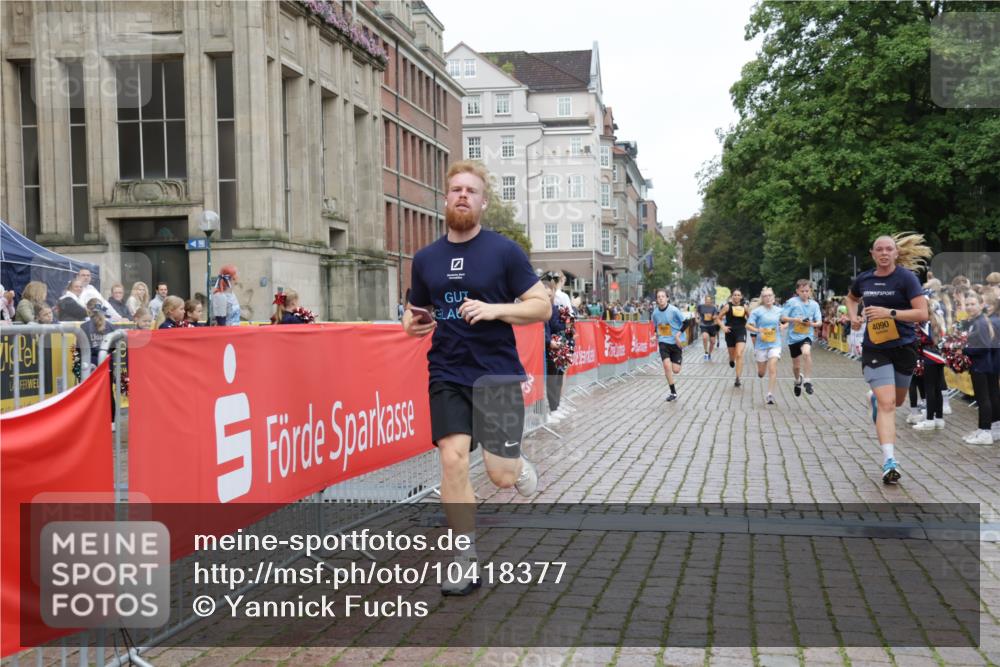 13.09.2026 - Kiel Lauf Yannick Fuchs http://msf.ph/oto/10418377 13.09.2026 09:39:45 Ziel 2510, 4090, 4605, 4862, 8620, 9367, 9444, 9782, 10303, 10769, 12172, 3522, 4104, 5272, 5398, 5869, 7216, 7431, 8591, 8807, 9351, 9444, 12496, 12682, 12833, 1120, 2123, 3416, 5946, 6209, 10031, 11034, 20, 1702, 1927, 12496, 12682 meine-sportfotos.de