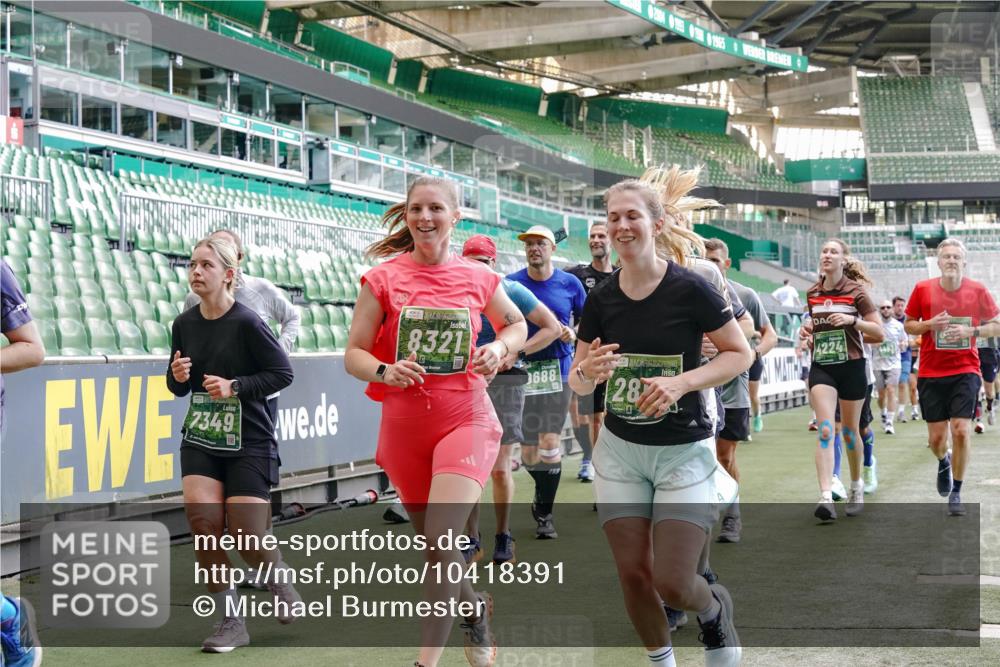 13.09.2026 - 21. swb-Marathon Bremen Michael Burmester http://msf.ph/oto/10418391 13.09.2026 13:20:34 Laufen im Stadion 333, 464, 512, 620, 704, 782, 938, 1066, 1129, 1156, 1158, 1316, 1409, 1439, 1446, 1676, 1697, 1756, 1808, 1815, 1846, 1916, 2010, 2028, 2064, 2139, 2201, 2240, 2258, 2278, 2315, 2349, 2394, 2395, 2414, 2417, 2437, 2501, 2519, 2533, 2551, 2588, 2626, 2689, 2694, 2695, 2702, 2703, 2722, 2736, 2756, 2793, 2843, 2886, 2983, 3004, 3010, 3017, 3018, 3031, 3035, 3036, 3037, 3046, 3059, 3070, 3074, 3102, 3116, 3139, 3144, 3189, 3243, 3263, 3264, 3310, 3315 meine-sportfotos.de
