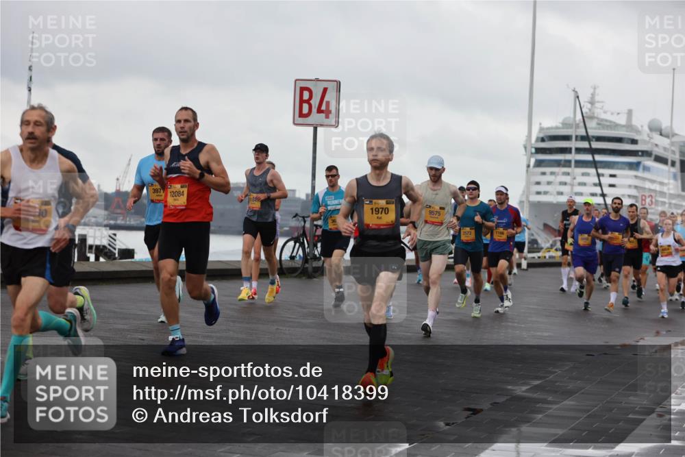 13.09.2026 - Kiel Lauf Andreas Tolksdorf http://msf.ph/oto/10418399 13.09.2026 10:57:07 Kiellinie 4, 397, 12084, 1184, 39, 1970, 9575, 2572, 1166, 3 meine-sportfotos.de