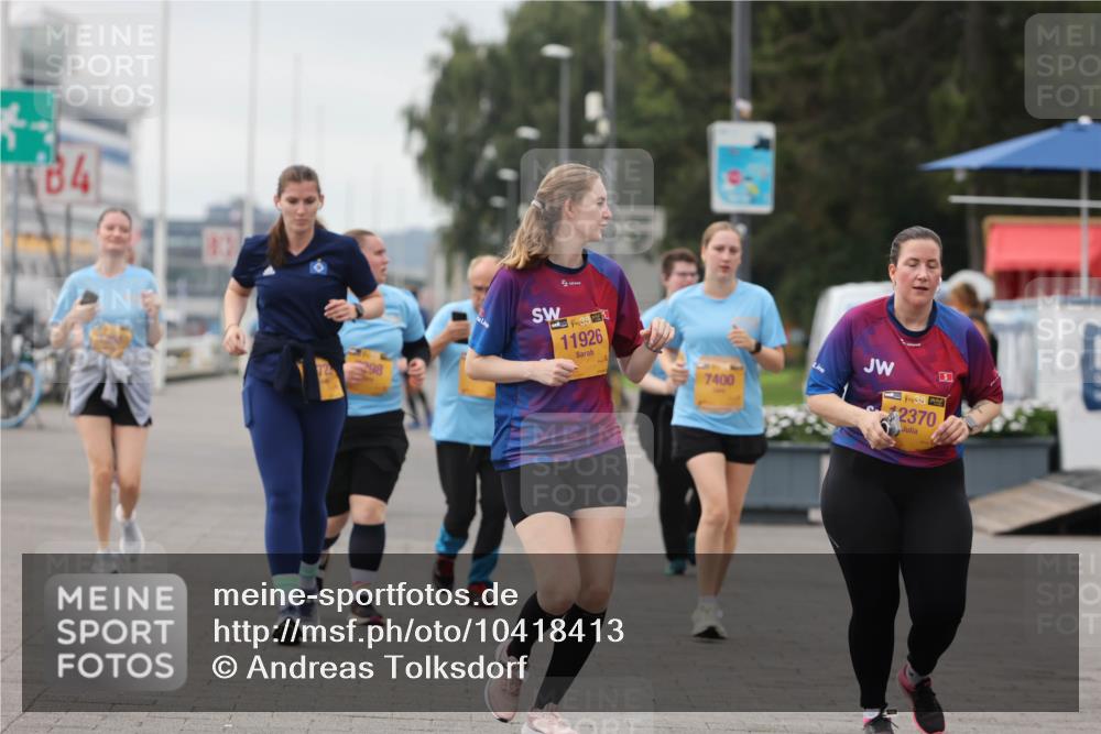 13.09.2026 - Kiel Lauf Andreas Tolksdorf http://msf.ph/oto/10418413 13.09.2026 10:08:28 Kiellinie 84, 298, 11926, 7400, 2370 meine-sportfotos.de