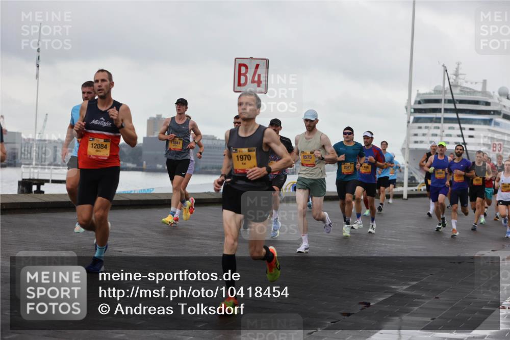 13.09.2026 - Kiel Lauf Andreas Tolksdorf http://msf.ph/oto/10418454 13.09.2026 10:57:08 Kiellinie 12084, 11841, 4, 1970, 9575, 2572, 1166, 3 meine-sportfotos.de