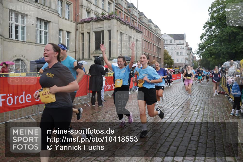 13.09.2026 - Kiel Lauf Yannick Fuchs http://msf.ph/oto/10418553 13.09.2026 10:50:40 Ziel 395, 952, 1737, 1904, 1921, 2521, 2530, 3238, 3295, 4279, 4875, 5426, 5430, 5549, 5800, 6666, 6864, 7224, 7229, 7266, 8105, 8131, 8768, 8848, 9013, 9433, 9599, 10028, 10029, 10192, 10198, 10391, 10486, 10968, 11684, 11960, 12092, 12262, 12429, 12602, 124, 177, 213, 274, 576, 706, 707, 723, 807, 835, 952, 1008, 1124, 1154, 1779, 1980, 2709, 3032, 3214, 3216, 3436, 3737, 3769, 3889, 3929, 4270, 4714, 4743, 4922, 5100, 5394, 5456, 5804, 6127, 6248, 6250, 6445, 6864, 7266, 7520 meine-sportfotos.de