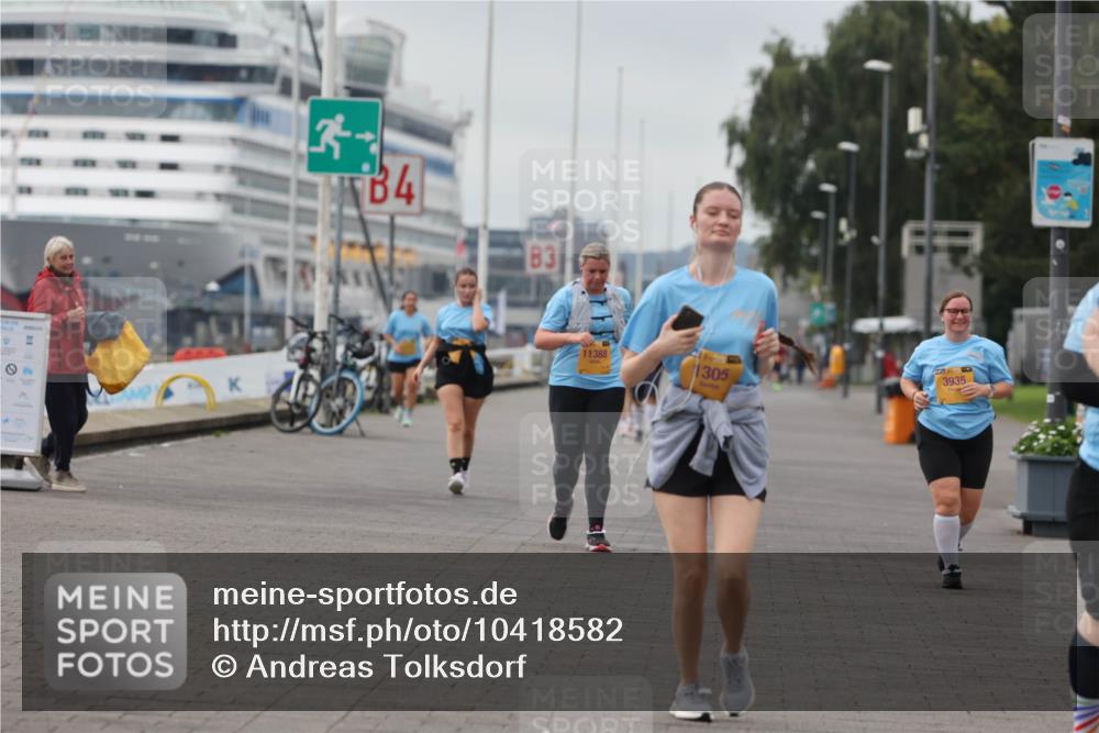 13.09.2026 - Kiel Lauf Andreas Tolksdorf http://msf.ph/oto/10418582 13.09.2026 10:08:32 Kiellinie 4, 83, 11388, 1305, 3935 meine-sportfotos.de
