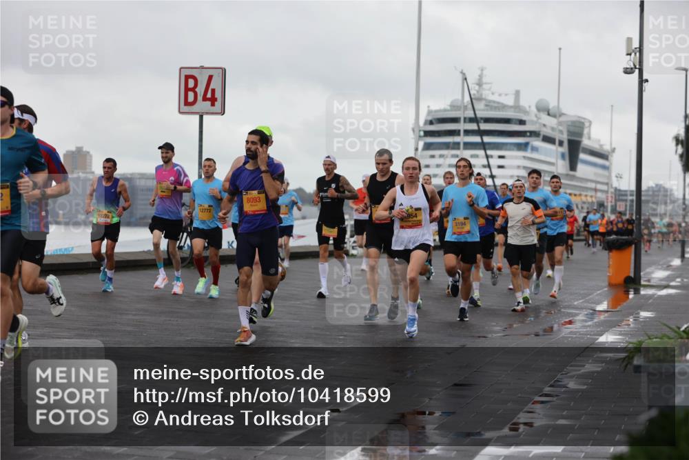 13.09.2026 - Kiel Lauf Andreas Tolksdorf http://msf.ph/oto/10418599 13.09.2026 10:57:11 Kiellinie 4, 11272, 12772, 8093, 954, 3194 meine-sportfotos.de