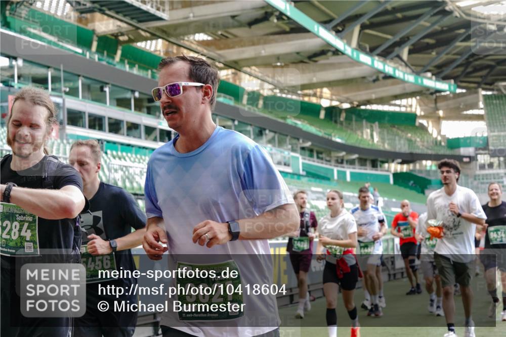13.09.2026 - 21. swb-Marathon Bremen Michael Burmester http://msf.ph/oto/10418604 13.09.2026 13:20:39 Laufen im Stadion 333, 423, 464, 512, 620, 704, 782, 938, 1066, 1129, 1156, 1158, 1177, 1316, 1409, 1439, 1446, 1676, 1697, 1756, 1808, 1815, 1846, 1916, 2010, 2028, 2064, 2139, 2201, 2240, 2258, 2278, 2315, 2349, 2394, 2395, 2414, 2417, 2437, 2501, 2519, 2533, 2551, 2588, 2626, 2689, 2694, 2695, 2702, 2703, 2722, 2736, 2756, 2793, 2843, 2886, 2954, 3004, 3010, 3017, 3018, 3031, 3035, 3036, 3037, 3059, 3070, 3074, 3102, 3116, 3139, 3144, 3243, 3263, 3264, 3310, 3315 meine-sportfotos.de