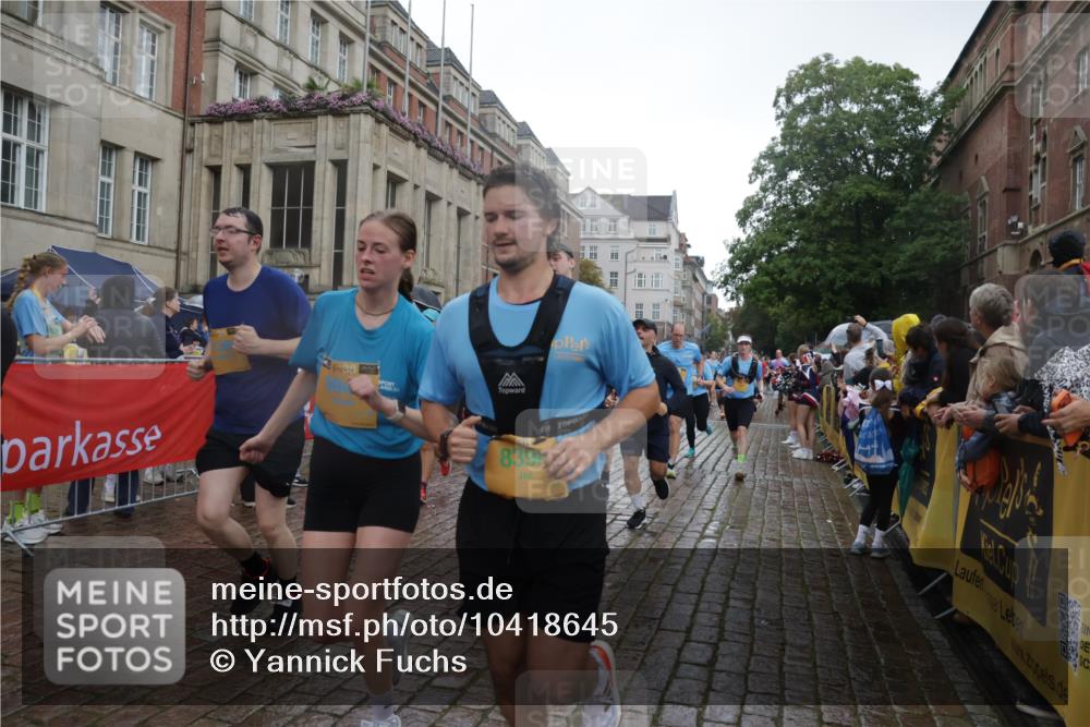 13.09.2026 - Kiel Lauf Yannick Fuchs http://msf.ph/oto/10418645 13.09.2026 10:50:46 Ziel 715, 2029, 2521, 2578, 3238, 3295, 4279, 4875, 5426, 5430, 5992, 7224, 7229, 7314, 8105, 8215, 8768, 8848, 9508, 9599, 9798, 10028, 10029, 10192, 10198, 10391, 10968, 11684, 11960, 12092, 12262, 12608, 177, 213, 274, 395, 576, 706, 707, 807, 835, 952, 1008, 1124, 1154, 1737, 1779, 1904, 1921, 1980, 2530, 3032, 3214, 3216, 3436, 3737, 3769, 3889, 3929, 4270, 4743, 4875, 4922, 5100, 5394, 5456, 5549, 5800, 6127, 6248, 6250, 6666, 6864, 7266, 7520, 8131, 8768 meine-sportfotos.de