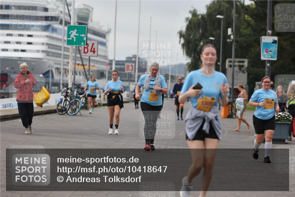 13.09.2026 - Kiel Lauf Andreas Tolksdorf http://msf.ph/oto/10418647 13.09.2026 10:08:33 Kiellinie 4, 3, 11388, 3935 meine-sportfotos.de