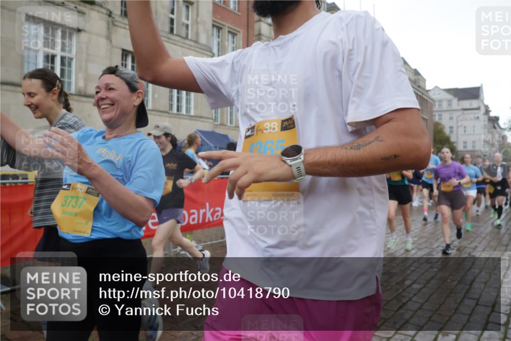 13.09.2026 - Kiel Lauf Yannick Fuchs http://msf.ph/oto/10418790 13.09.2026 10:51:00 Ziel 1442, 2772, 4106, 4273, 4354, 4745, 5992, 6557, 7013, 7469, 8215, 9092, 9689, 11454, 12608, 395, 576, 715, 807, 952, 1124, 1737, 1904, 1921, 2029, 2521, 2530, 2578, 3032, 3238, 3295, 3737, 3769, 3929, 4279, 4875, 4922, 5100, 5426, 5430, 5549, 5800, 6666, 6864, 7224, 7229, 7266, 7314, 7520, 8105, 8131, 8215, 8768, 8848, 9508, 9599, 9798, 10028, 10029, 10192, 10198, 10391, 10968, 11684, 11960, 12092, 12262, 238, 251, 3214, 3216, 3436 meine-sportfotos.de
