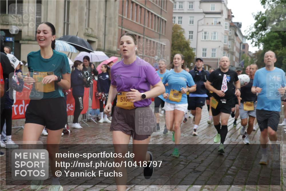 13.09.2026 - Kiel Lauf Yannick Fuchs http://msf.ph/oto/10418797 13.09.2026 10:51:00 Ziel 1442, 2772, 4106, 4273, 4354, 4745, 5992, 6557, 7013, 7469, 8215, 9092, 9689, 11454, 12608, 395, 576, 715, 807, 952, 1124, 1737, 1904, 1921, 2029, 2521, 2530, 2578, 3032, 3238, 3295, 3737, 3769, 3929, 4279, 4875, 4922, 5100, 5426, 5430, 5549, 5800, 6666, 6864, 7224, 7229, 7266, 7314, 7520, 8105, 8131, 8215, 8768, 8848, 9508, 9599, 9798, 10028, 10029, 10192, 10198, 10391, 10968, 11684, 11960, 12092, 12262, 238, 251, 3214, 3216, 3436 meine-sportfotos.de