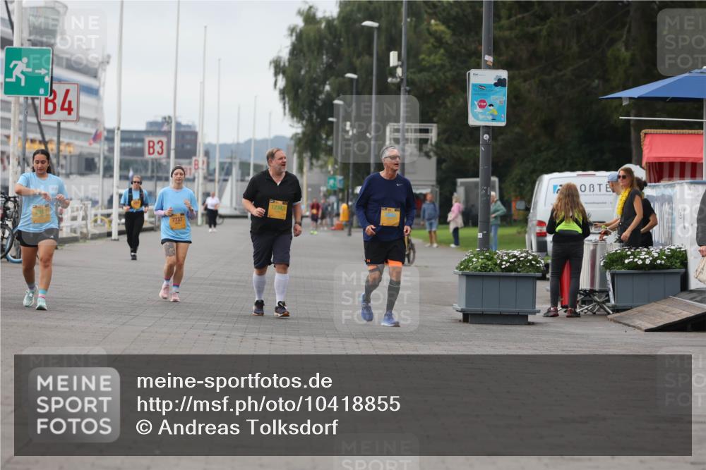 13.09.2026 - Kiel Lauf Andreas Tolksdorf http://msf.ph/oto/10418855 13.09.2026 10:08:49 Kiellinie 3, 4, 3, 2913, 7737, 12343 meine-sportfotos.de