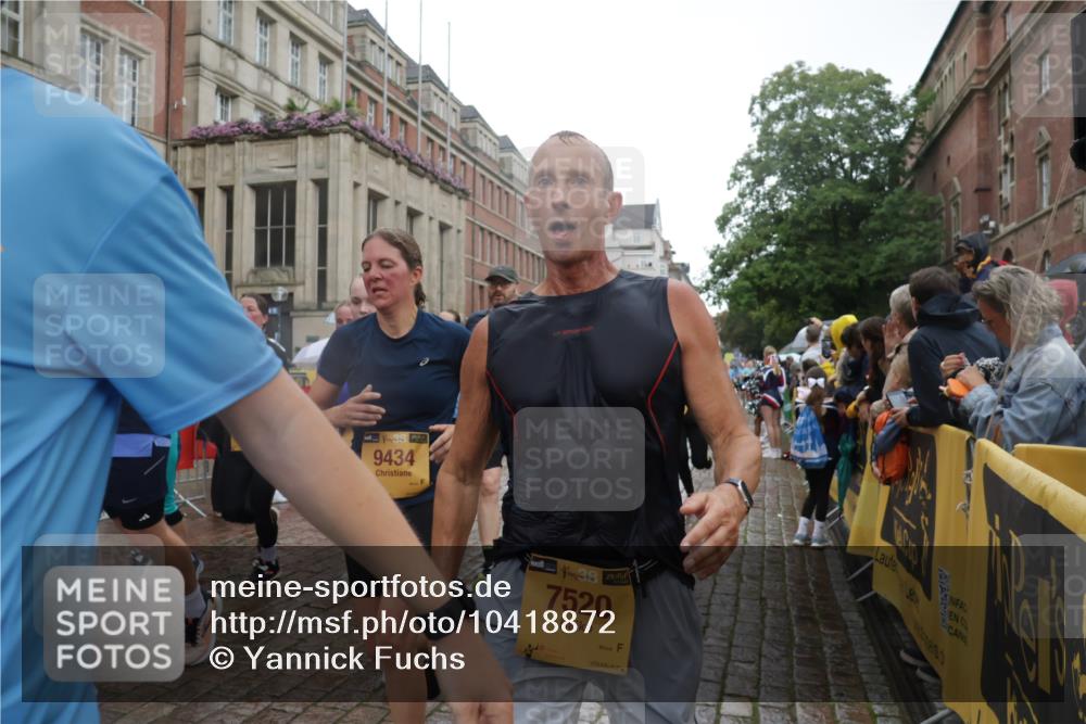 13.09.2026 - Kiel Lauf Yannick Fuchs http://msf.ph/oto/10418872 13.09.2026 10:51:04 Ziel 386, 638, 1442, 1758, 2730, 2772, 3873, 4106, 4258, 4259, 4273, 4354, 4745, 5999, 6293, 6557, 7013, 7469, 8464, 9007, 9092, 9689, 10455, 11281, 11454, 11910, 395, 715, 952, 1124, 1737, 1904, 1921, 2029, 2521, 2530, 2578, 2772, 3238, 3295, 4279, 4875, 4922, 5426, 5430, 5549, 5800, 5992, 6666, 6864, 7224, 7229, 7266, 7314, 7520, 8105, 8131, 8215, 8768, 8848, 9092, 9508, 9599, 9689, 9798, 10028, 10029, 10192, 10198, 10391, 10968, 11454, 11684, 11960, 12092, 12262, 238, 251 meine-sportfotos.de