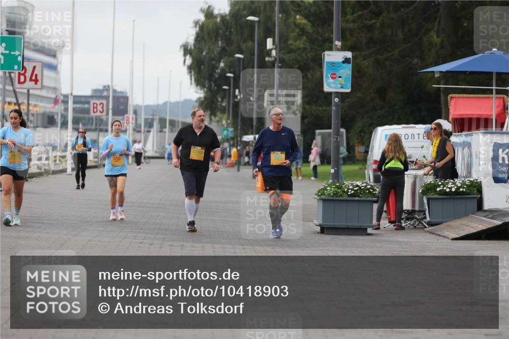 13.09.2026 - Kiel Lauf Andreas Tolksdorf http://msf.ph/oto/10418903 13.09.2026 10:08:49 Kiellinie 4, 3, 2913, 7737, 12343 meine-sportfotos.de