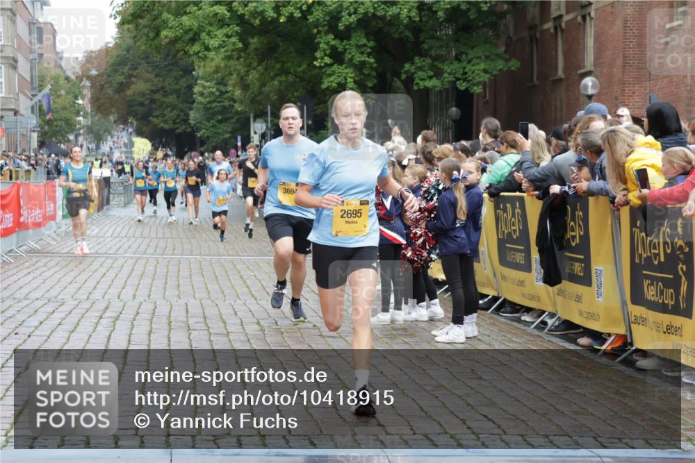 13.09.2026 - Kiel Lauf Yannick Fuchs http://msf.ph/oto/10418915 13.09.2026 09:40:26 Ziel 1081, 2284, 2695, 2847, 3694, 3724, 4987, 9734, 10418, 10971, 1120, 2123, 2546, 3416, 5081, 5946, 6209, 10031, 10413, 10825, 11034, 11410, 12715, 420, 3552, 6563, 7131, 7239, 7730, 10353, 11750, 11792, 12225, 2123, 2510, 4090, 4605, 8620, 9367, 10031, 11034 meine-sportfotos.de