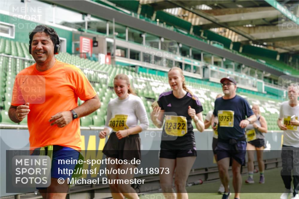 13.09.2026 - 21. swb-Marathon Bremen Michael Burmester http://msf.ph/oto/10418973 13.09.2026 10:43:24 Laufen im Stadion 10002, 10004, 10005, 10148, 10271, 10303, 10325, 10330, 10335, 10361, 10362, 10395, 10396, 10402, 10459, 10474, 10490, 10491, 10513, 10519, 10557, 10572, 10605, 10606, 10629, 10665, 10752, 10756, 10773, 10779, 10784, 10805, 10854, 10880, 10882, 10899, 10900, 10909, 10963, 10997, 11026, 11027, 11041, 11078, 11084, 11085, 11090, 11097, 11098, 11140, 11173, 11192, 11217, 11264, 11274, 11333, 11337, 11355, 11408, 11448, 11456, 11461, 11482 meine-sportfotos.de
