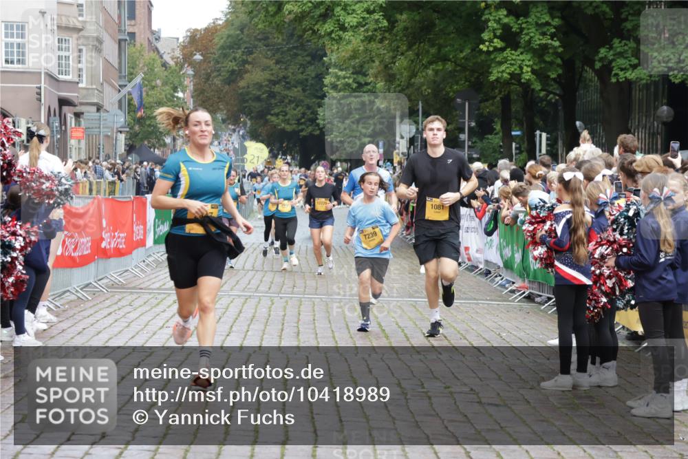 13.09.2026 - Kiel Lauf Yannick Fuchs http://msf.ph/oto/10418989 13.09.2026 09:40:30 Ziel 1081, 2284, 2695, 2847, 3694, 4987, 7239, 11750, 1120, 2546, 3416, 3724, 4987, 5081, 5946, 6209, 9734, 10413, 10418, 10825, 10971, 11410, 12715, 420, 3552, 6563, 7131, 7730, 9578, 10353, 11792, 12225, 2123, 6209, 8620, 10031, 11034 meine-sportfotos.de
