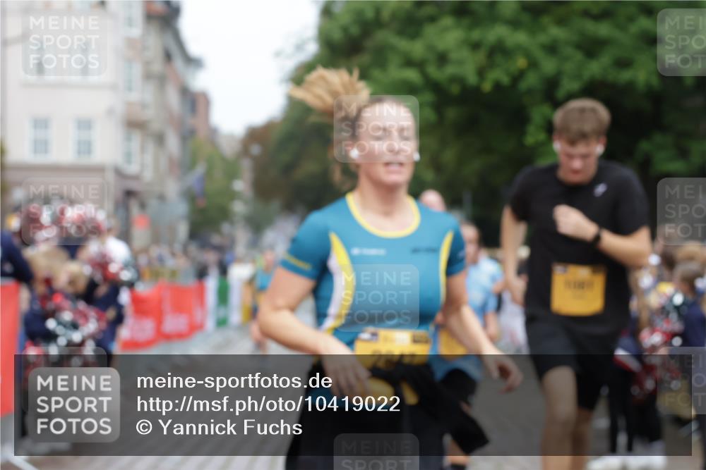 13.09.2026 - Kiel Lauf Yannick Fuchs http://msf.ph/oto/10419022 13.09.2026 09:40:33 Ziel 1081, 2695, 2847, 3694, 6563, 7131, 7239, 7730, 11750, 1120, 2284, 2546, 3416, 3724, 4987, 5081, 5946, 9734, 10413, 10418, 10825, 10971, 11410, 12715, 420, 1630, 3552, 6299, 8636, 9578, 10353, 11792, 12225, 2123, 6209, 10031, 11034 meine-sportfotos.de