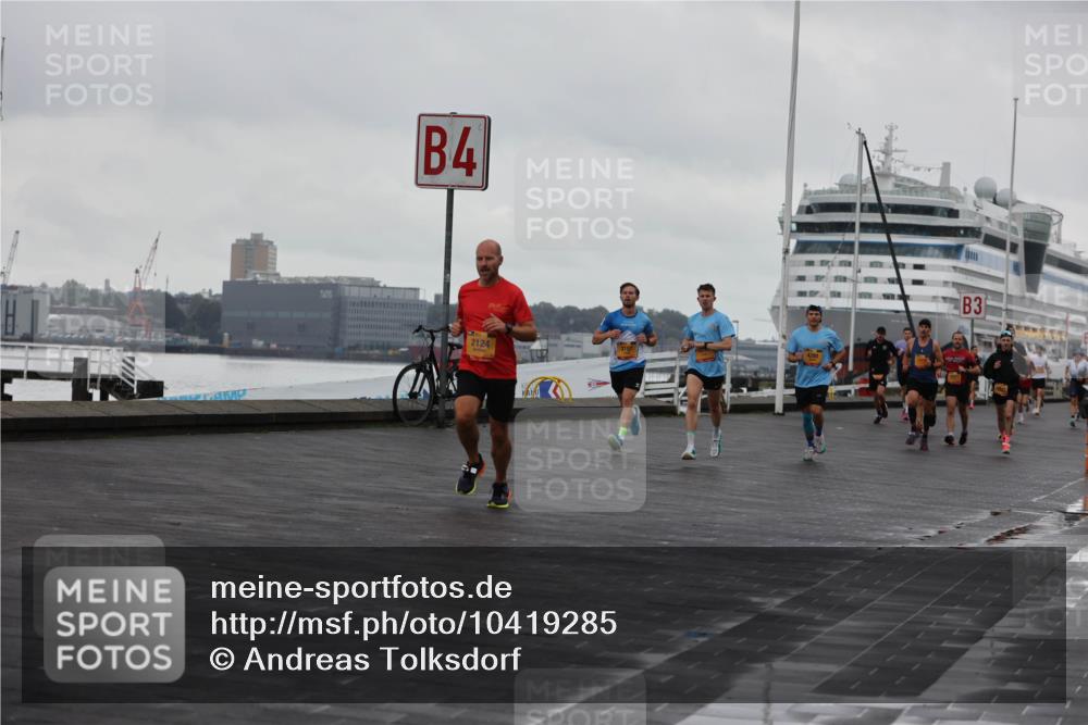 13.09.2026 - Kiel Lauf Andreas Tolksdorf http://msf.ph/oto/10419285 13.09.2026 10:57:22 Kiellinie 4, 2124, 3 meine-sportfotos.de