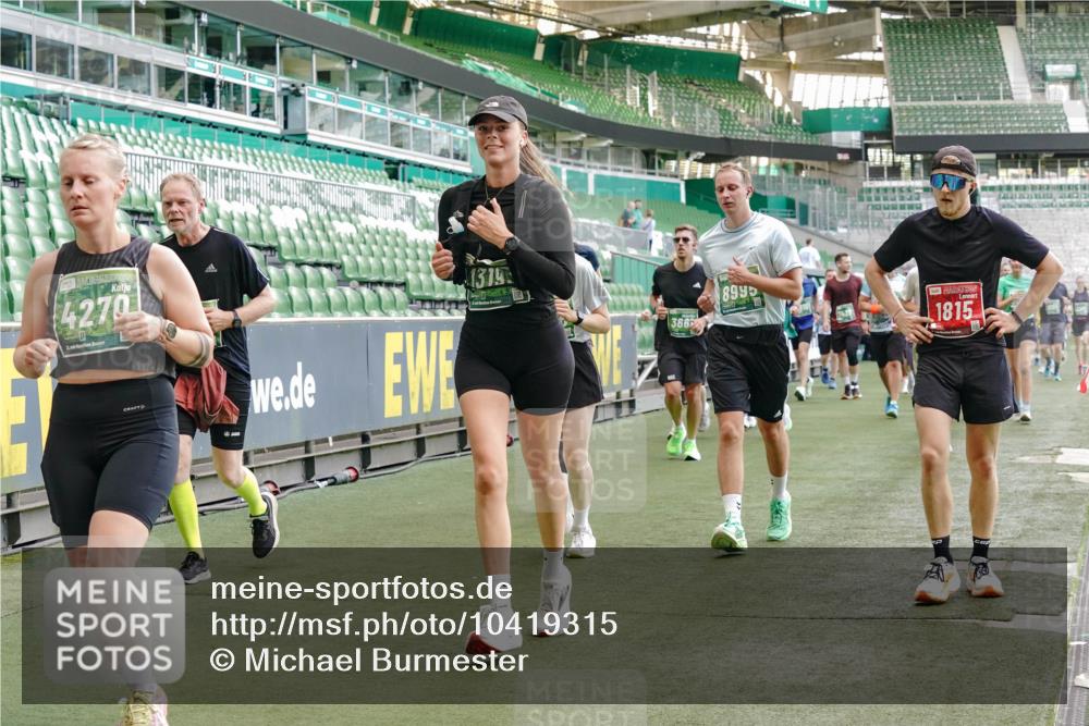 13.09.2026 - 21. swb-Marathon Bremen Michael Burmester http://msf.ph/oto/10419315 13.09.2026 13:21:00 Laufen im Stadion 258, 351, 423, 441, 464, 601, 620, 704, 782, 851, 1060, 1066, 1094, 1129, 1156, 1158, 1177, 1316, 1344, 1409, 1439, 1446, 1518, 1676, 1697, 1756, 1808, 1815, 1846, 1916, 2010, 2028, 2064, 2139, 2201, 2258, 2278, 2349, 2394, 2395, 2414, 2417, 2437, 2501, 2519, 2533, 2551, 2588, 2626, 2694, 2695, 2702, 2722, 2736, 2756, 2793, 2828, 2886, 2954, 2995, 3004, 3010, 3017, 3018, 3022, 3034, 3035, 3036, 3037, 3059, 3070, 3074, 3102, 3116, 3139, 3144, 3225, 3243, 3263, 3264, 3310, 3315 meine-sportfotos.de