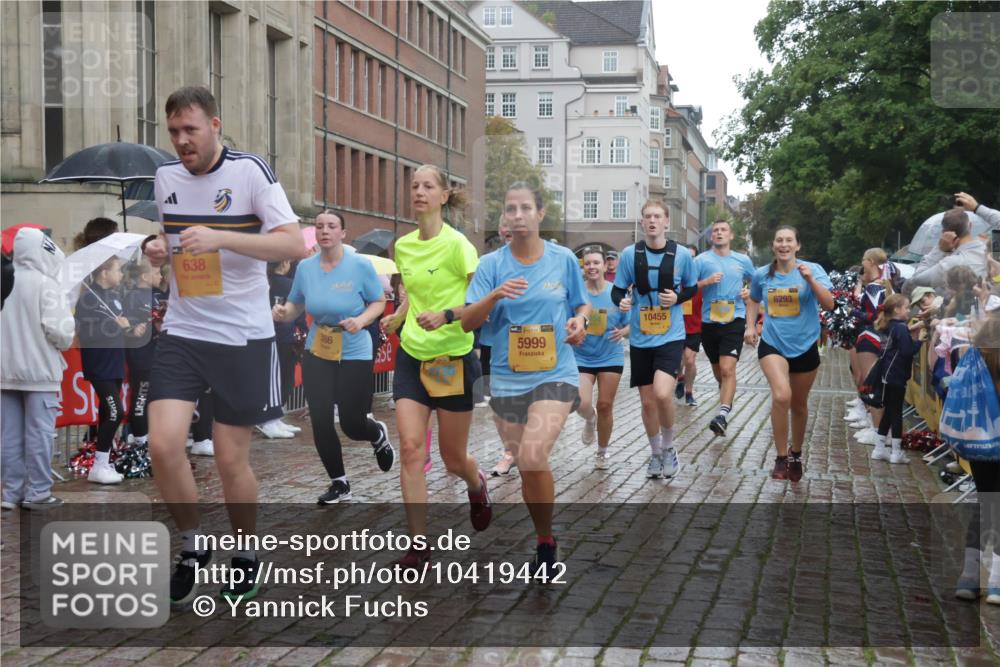 13.09.2026 - Kiel Lauf Yannick Fuchs http://msf.ph/oto/10419442 13.09.2026 10:51:39 Ziel 101, 201, 310, 1231, 1754, 1804, 1890, 2035, 2393, 2468, 2519, 2690, 2783, 3013, 3440, 4084, 4613, 4646, 4939, 5174, 5441, 5735, 6177, 6367, 6928, 7141, 7204, 7740, 8197, 8373, 8625, 8627, 9265, 9970, 10384, 10440, 11079, 12135, 12420, 12755, 238, 240, 251, 260, 386, 638, 680, 901, 1758, 2035, 2247, 2672, 2730, 2803, 3029, 3751, 3873, 3879, 4040, 4205, 4258, 4259, 4271, 4619, 4745, 5525, 5735, 5999, 6293, 6663, 6865, 6948, 7043, 7914, 8464, 9007, 9030, 23 meine-sportfotos.de