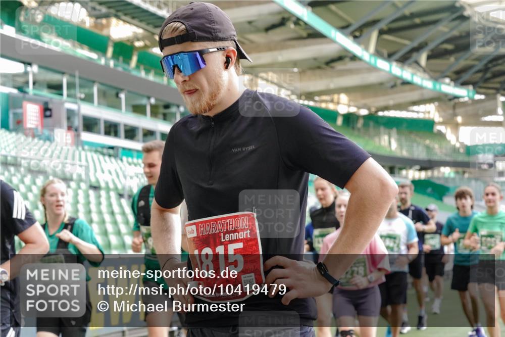 13.09.2026 - 21. swb-Marathon Bremen Michael Burmester http://msf.ph/oto/10419479 13.09.2026 13:21:05 Laufen im Stadion 258, 351, 423, 441, 464, 601, 620, 704, 782, 851, 1060, 1066, 1094, 1129, 1158, 1177, 1316, 1344, 1409, 1439, 1446, 1518, 1676, 1697, 1729, 1756, 1808, 1815, 1846, 1916, 2010, 2028, 2064, 2139, 2201, 2258, 2278, 2349, 2394, 2395, 2414, 2417, 2437, 2501, 2519, 2533, 2551, 2588, 2626, 2652, 2694, 2695, 2736, 2756, 2793, 2828, 2886, 2954, 2995, 3004, 3010, 3017, 3018, 3022, 3034, 3035, 3036, 3037, 3059, 3070, 3074, 3102, 3116, 3139, 3144, 3225, 3243, 3264, 3310, 3315 meine-sportfotos.de
