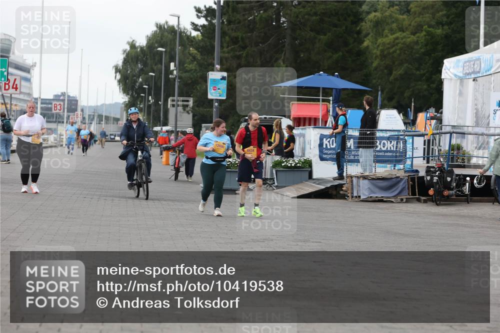 13.09.2026 - Kiel Lauf Andreas Tolksdorf http://msf.ph/oto/10419538 13.09.2026 10:10:13 Kiellinie 4, 3, 12690, 4434 meine-sportfotos.de