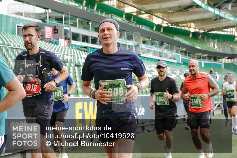 13.09.2026 - 21. swb-Marathon Bremen Michael Burmester http://msf.ph/oto/10419628 13.09.2026 13:21:09 Laufen im Stadion 128, 258, 351, 423, 441, 464, 601, 620, 704, 782, 851, 1060, 1066, 1094, 1129, 1158, 1177, 1316, 1344, 1409, 1417, 1439, 1446, 1518, 1676, 1697, 1729, 1756, 1808, 1815, 1846, 1916, 2010, 2028, 2064, 2139, 2201, 2258, 2278, 2349, 2394, 2395, 2414, 2417, 2437, 2501, 2519, 2533, 2551, 2588, 2652, 2694, 2695, 2736, 2756, 2793, 2828, 2886, 2954, 2995, 3004, 3010, 3017, 3018, 3022, 3034, 3035, 3036, 3037, 3059, 3070, 3074, 3102, 3139, 3144, 3225, 3264, 3310, 3315 meine-sportfotos.de