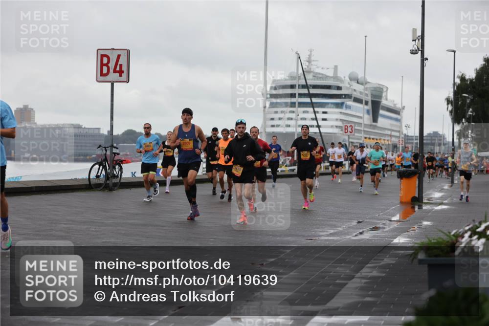 13.09.2026 - Kiel Lauf Andreas Tolksdorf http://msf.ph/oto/10419639 13.09.2026 10:57:27 Kiellinie 4, 2809, 11418, 3 meine-sportfotos.de