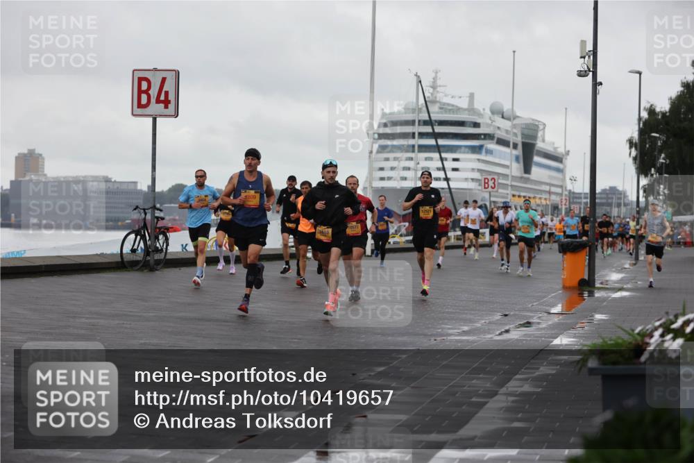 13.09.2026 - Kiel Lauf Andreas Tolksdorf http://msf.ph/oto/10419657 13.09.2026 10:57:27 Kiellinie 4, 2809, 11418, 10577, 12521, 3 meine-sportfotos.de