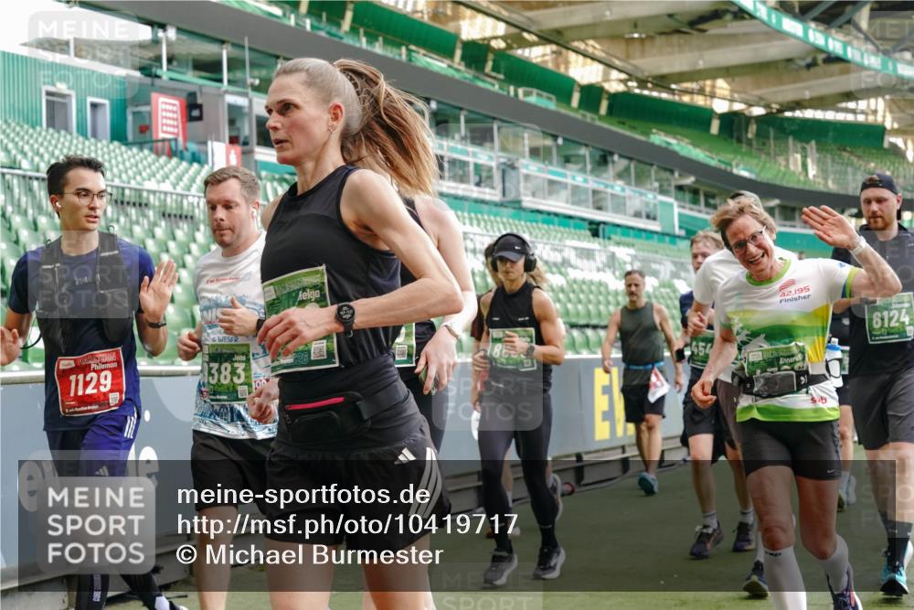 13.09.2026 - 21. swb-Marathon Bremen Michael Burmester http://msf.ph/oto/10419717 13.09.2026 13:21:11 Laufen im Stadion 128, 258, 351, 423, 441, 464, 601, 620, 704, 782, 851, 1060, 1066, 1094, 1129, 1158, 1177, 1316, 1344, 1409, 1417, 1439, 1446, 1518, 1676, 1697, 1729, 1756, 1808, 1815, 1846, 1916, 2010, 2028, 2064, 2139, 2201, 2258, 2278, 2349, 2394, 2395, 2414, 2417, 2437, 2501, 2519, 2533, 2551, 2588, 2652, 2694, 2695, 2736, 2756, 2793, 2828, 2886, 2954, 2995, 3004, 3010, 3017, 3018, 3022, 3034, 3035, 3036, 3037, 3059, 3070, 3074, 3102, 3139, 3144, 3225, 3264, 3310 meine-sportfotos.de
