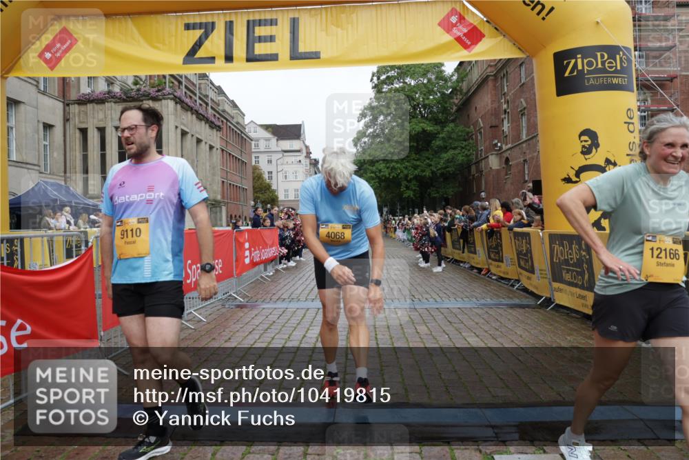 13.09.2026 - Kiel Lauf Yannick Fuchs http://msf.ph/oto/10419815 13.09.2026 09:41:28 Ziel 1671, 4068, 4315, 9110, 11106, 11645, 11983, 12166, 1593, 1671, 1787, 1966, 3883, 4137, 5039, 8389, 8493, 9608, 9726, 10202, 10299, 10974, 11983, 402, 3143, 3175, 4704, 6649, 6687, 8588, 9224, 9771, 11907, 1630, 5039, 6299, 8493, 8636, 9578, 9726 meine-sportfotos.de