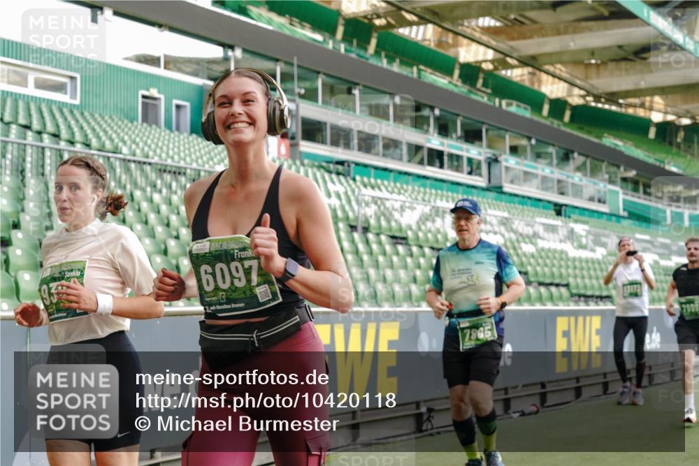 13.09.2026 - 21. swb-Marathon Bremen Michael Burmester http://msf.ph/oto/10420118 13.09.2026 13:21:25 Laufen im Stadion 128, 258, 343, 351, 423, 441, 601, 620, 704, 782, 851, 1060, 1094, 1129, 1158, 1177, 1316, 1344, 1409, 1417, 1439, 1446, 1518, 1669, 1676, 1697, 1729, 1756, 1808, 1815, 1846, 2010, 2028, 2064, 2139, 2201, 2258, 2278, 2290, 2349, 2394, 2395, 2414, 2417, 2437, 2501, 2519, 2533, 2551, 2588, 2632, 2652, 2660, 2694, 2695, 2736, 2793, 2828, 2886, 2954, 2964, 2995, 3004, 3010, 3017, 3018, 3022, 3034, 3035, 3036, 3037, 3070, 3074, 3102, 3139, 3144, 3225, 3264, 3310, 3682 meine-sportfotos.de