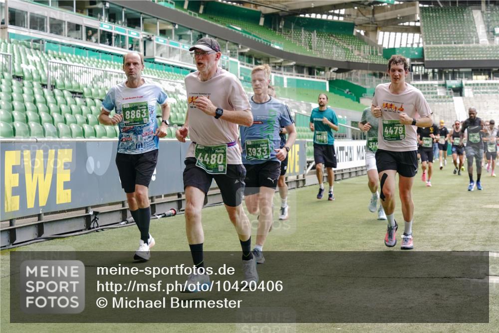 13.09.2026 - 21. swb-Marathon Bremen Michael Burmester http://msf.ph/oto/10420406 13.09.2026 12:58:46 Laufen im Stadion 141, 148, 191, 226, 232, 334, 511, 672, 745, 789, 790, 909, 972, 1010, 1080, 1119, 1166, 1191, 1199, 1281, 1516, 1535, 1642, 1647, 1752, 1881, 1931, 1933, 2046, 2210, 2289, 2324, 2343, 2367, 2371, 2397, 2423, 2425, 2577, 2771, 2806, 2807, 2827, 2885, 2899, 2903, 2953, 2961, 2979, 3015, 3021, 3051, 3098, 3120, 3124, 3138, 3148, 3182, 3186, 3190, 3233, 3319, 3338, 3435, 3516, 3531, 3534, 3560, 3652, 3655, 3685, 3690, 3695, 3866, 3933, 3934, 4101, 205 meine-sportfotos.de